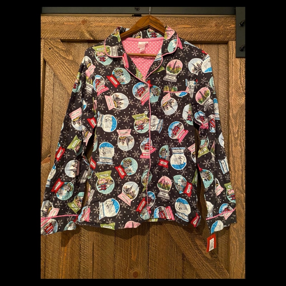 Women’s Wondershop Christmas Pajama Set